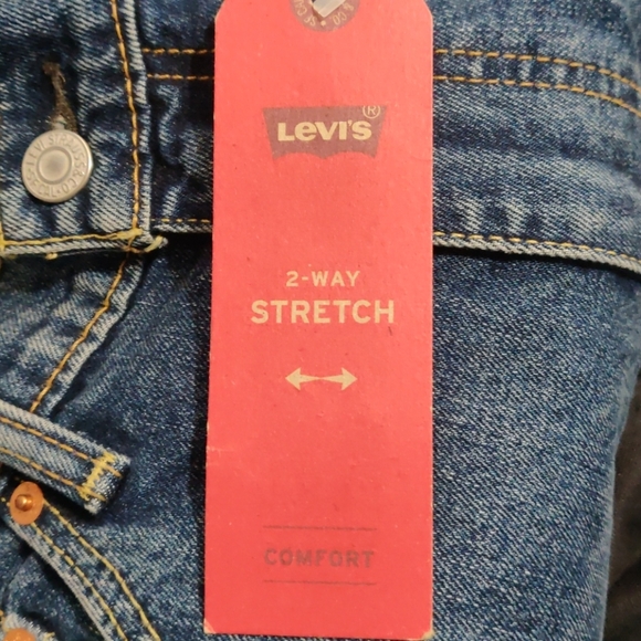 Levi's® Men's 550™ Relaxed Fit Jeans - Picture 6 of 8